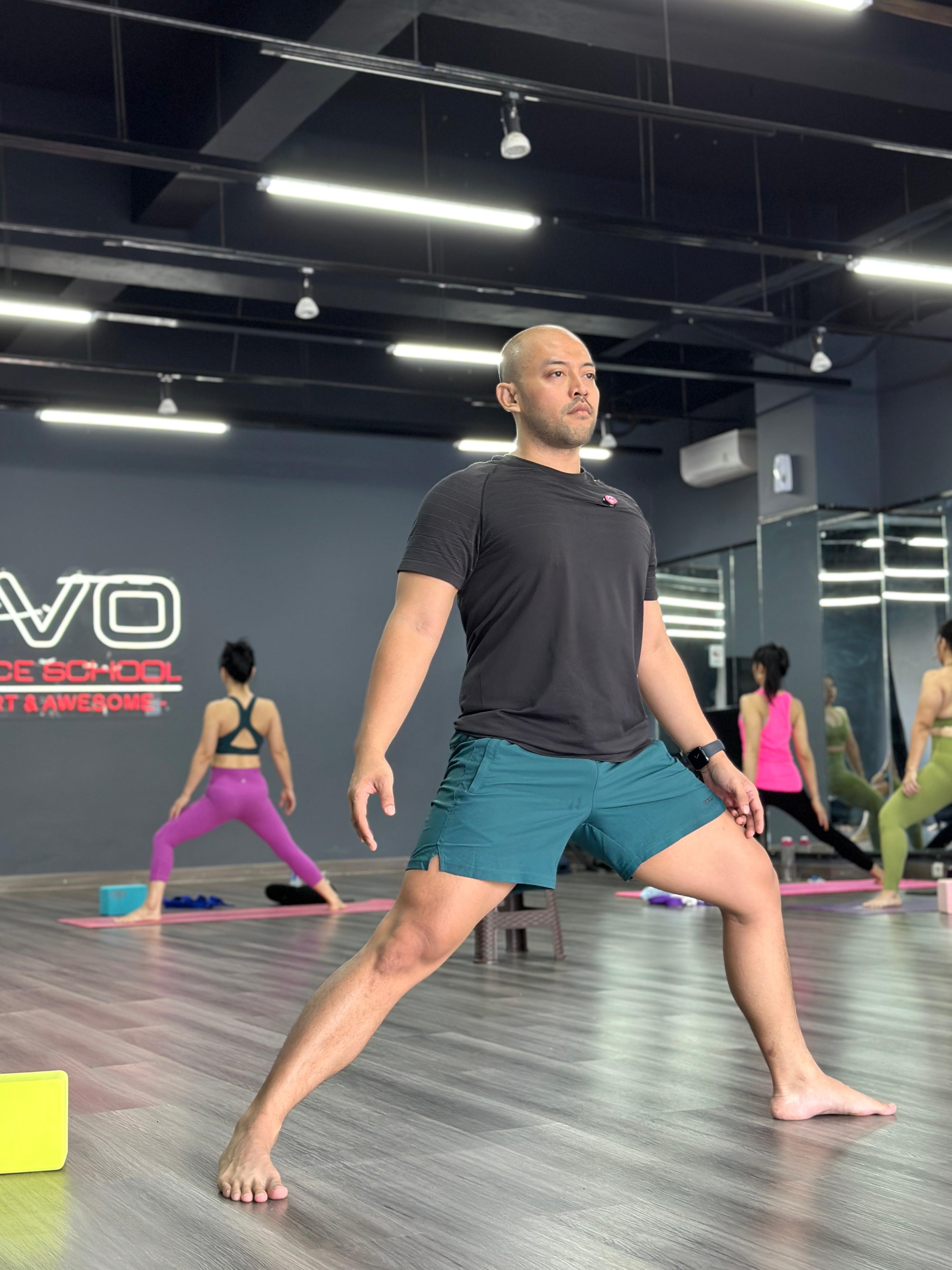 Ricky Saputra teaching a class